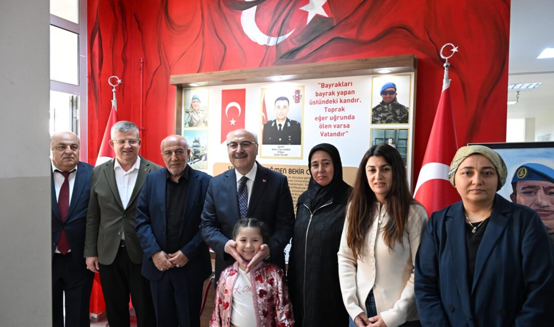 DENİZLİ / TEKHA Denizli Valisi Yavuz Selim Köşger, Şehit Piyade