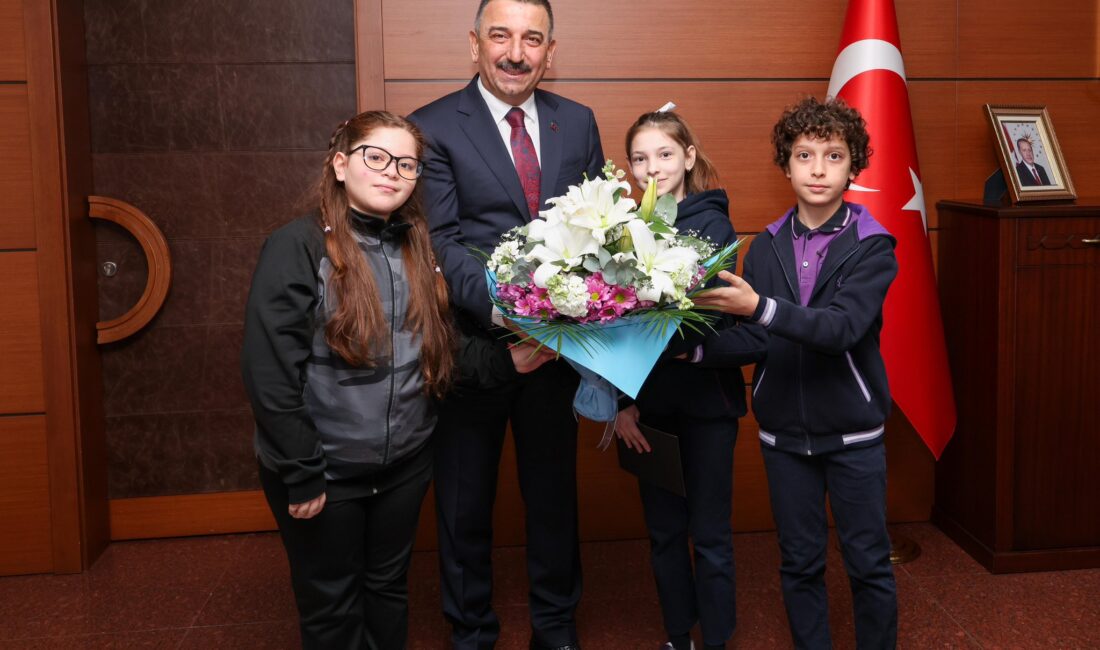 ZONGULDAK / TEKHA Zonguldak Valisi Osman Hacıbektaşoğlu, 23 Nisan Ulusal