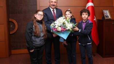 ZONGULDAK / TEKHA Zonguldak Valisi Osman Hacıbektaşoğlu, 23 Nisan Ulusal