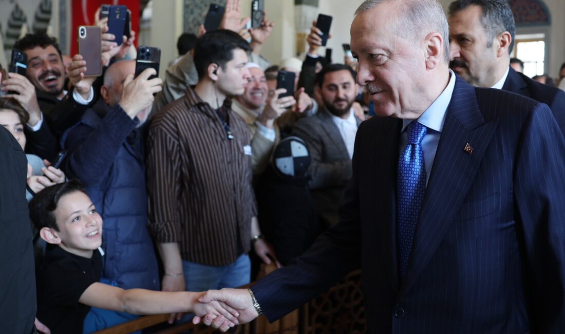 İSTANBUL / TEKHA Cumhurbaşkanı Recep Tayyip Erdoğan, Çamlıca Camii’nde düzenlenen