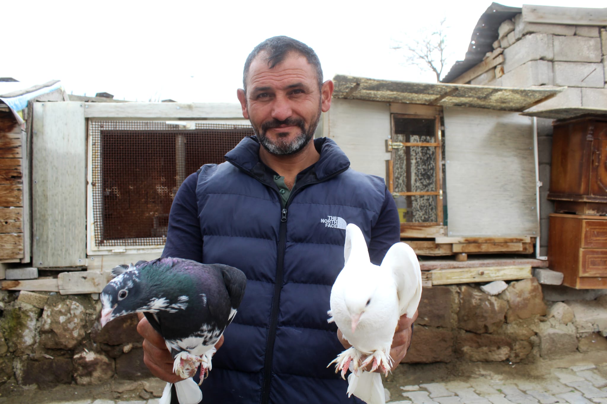 Kayseri’nin Yeşilhisar ilçesinde yaşayan 43 yaşındaki Ahmet Çayabatmaz, 8 yaşında