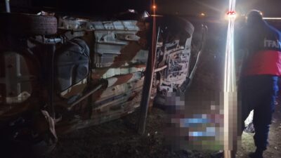 Iğdır-Doğubayazıt karayolunda kontrolden çıkarak şarampole devrilen otomobilin sürücüsü Mehmet Salih