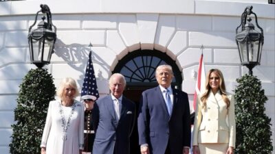 ABD / TEKHA İngiltere Kralı Charles ve eşi Kraliçe Camilla,