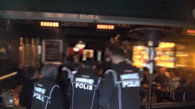 İstanbul’un en yoğun bölgelerinden Kadıköy’de, eğlence mekanları ve çevresindeki çeşitli