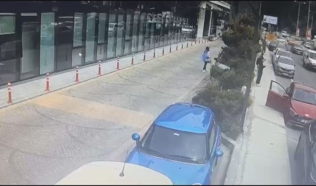 Kağıthane’de eski sevgilisi Elifnur A. (20) ile barışmak için akılalmaz