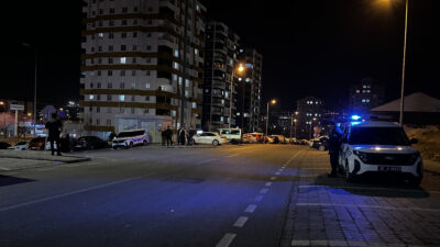 Kayseri’nin Melikgazi ilçesinde iki grup arasında çıkan bıçaklı kavgada 4