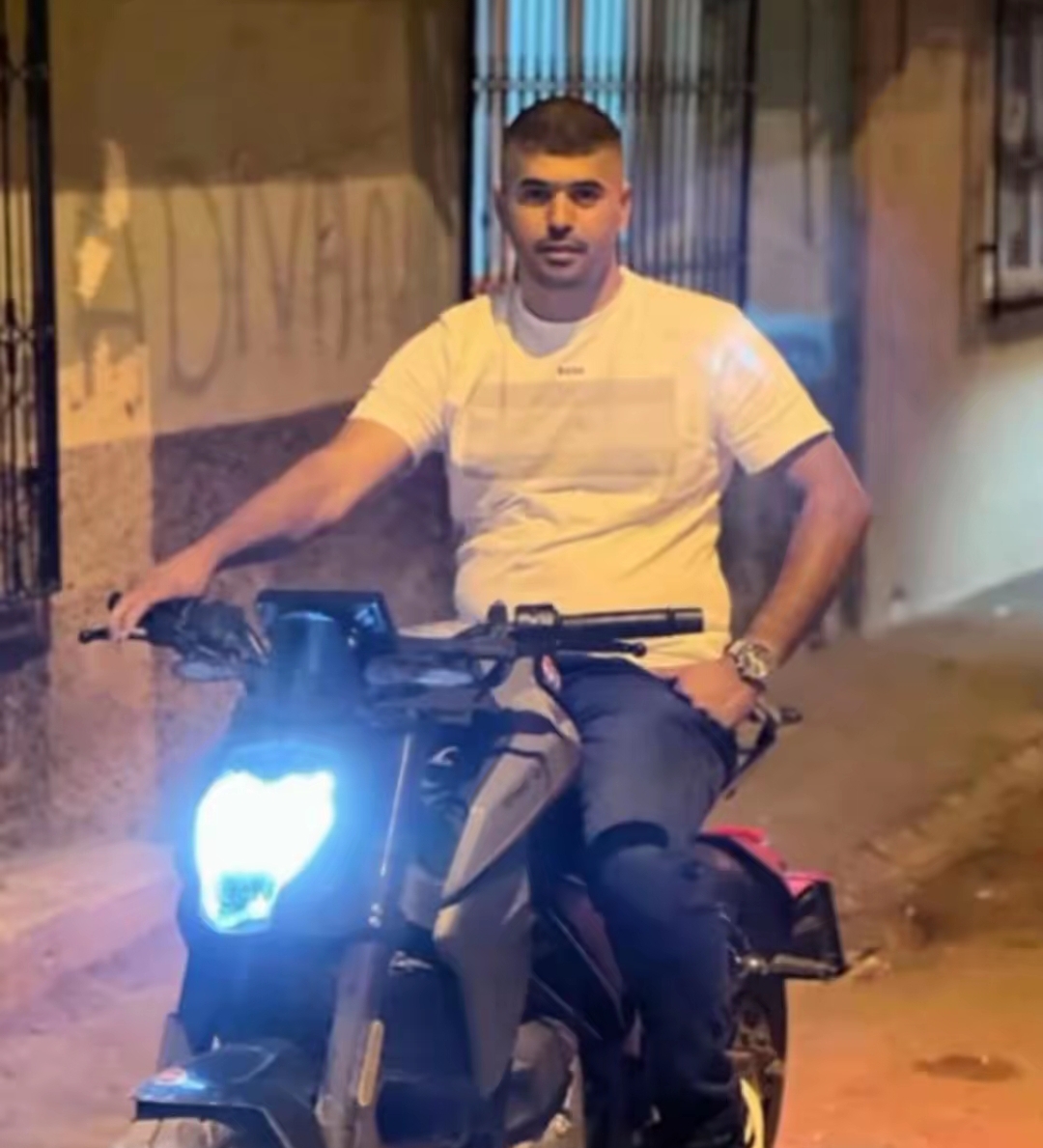 Adana’da kendilerine haraç ödemeyen bir kebapçıya uzun namlulu tüfeklerle saldırı