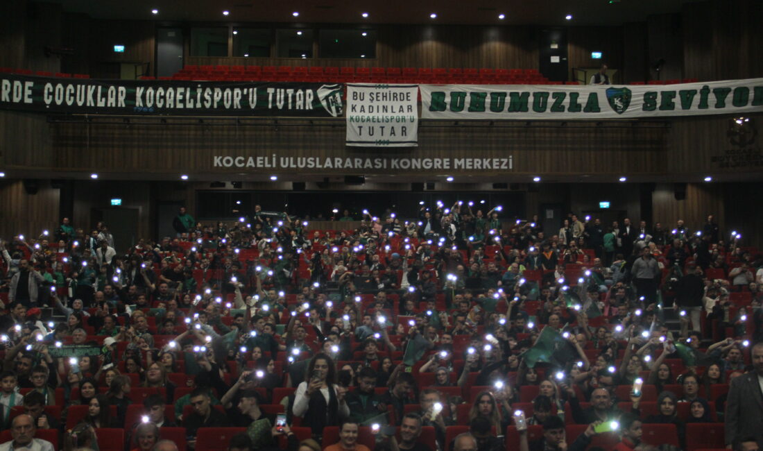 Kocaelispor, kuruluşunun 60’ıncı yıl dönümünü Kocaeli Kongre Merkezi’nde düzenlenen özel