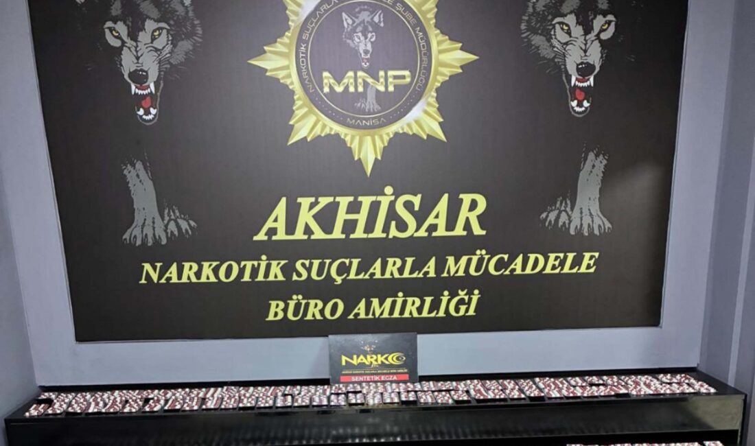 Manisa’nın Akhisar ilçesinde emniyet güçleri tarafından düzenlenen operasyonda binlerce sentetik