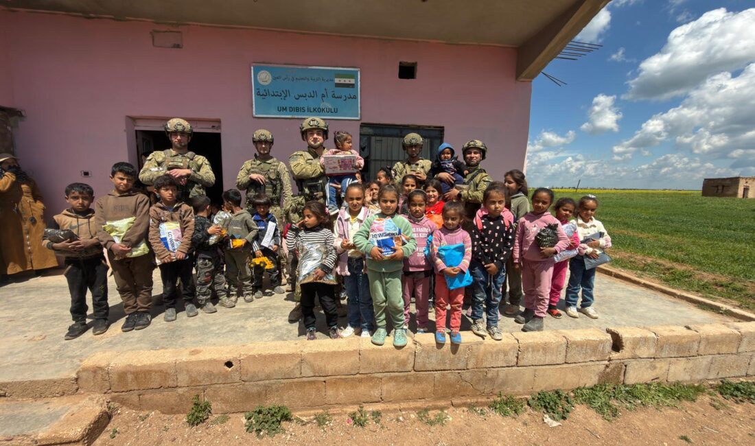 İstanbul Tersanesi Komutanlığı ve bünyesindeki Minik Tayfalar Anaokulu öğrencileri, hazırladıkları