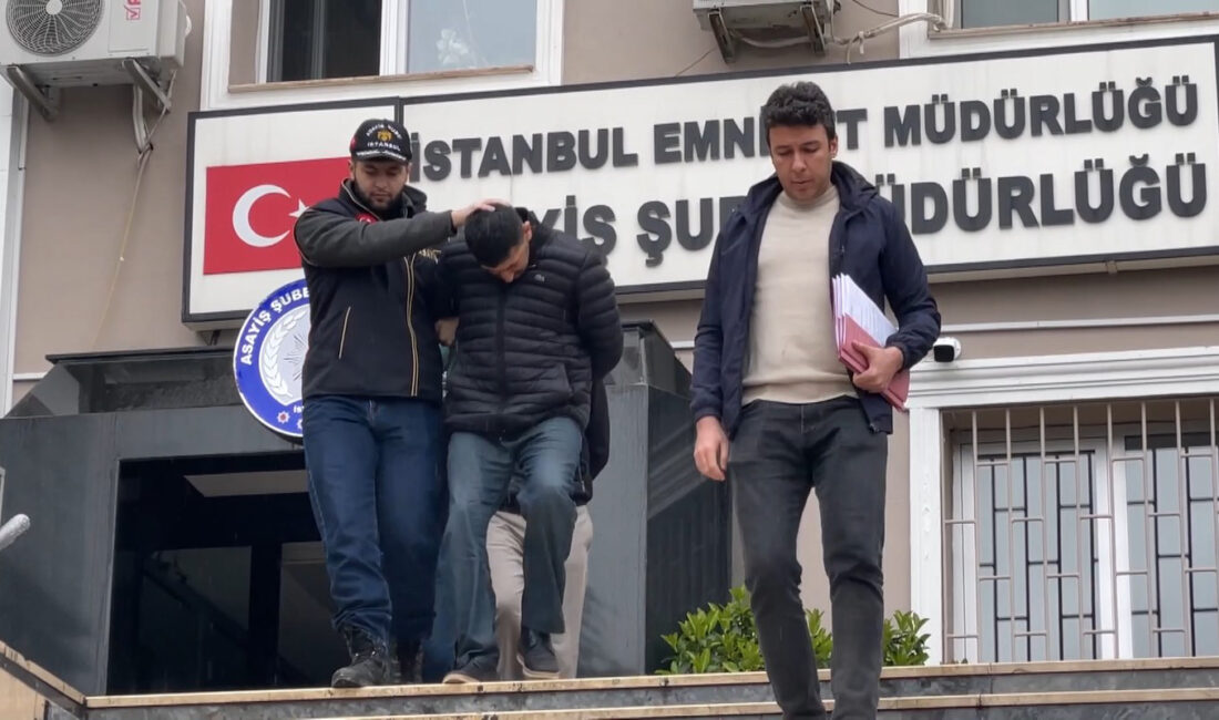 İSTANBUL’da metro ve tramvay hatlarında turistlerin cüzdanlarını ve paralarını çaldıkları