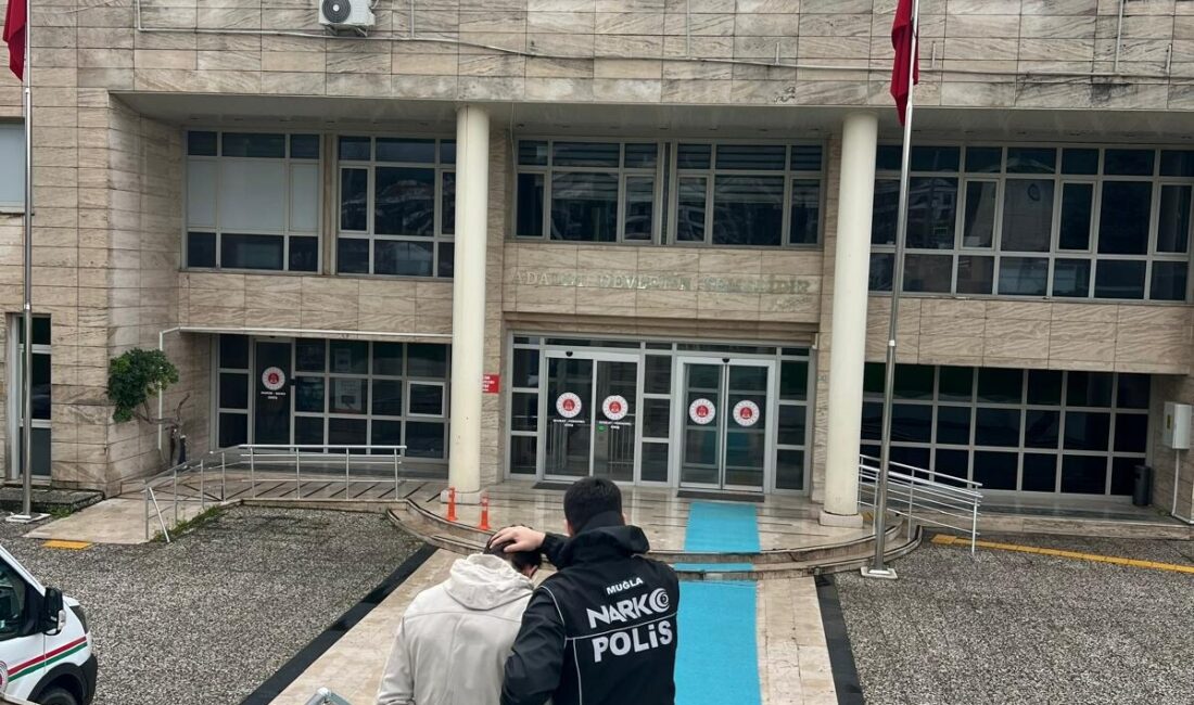 Muğla’nın Menteşe ilçesinde, uyuşturucu madde ticaretine yönelik düzenlenen operasyonda, sahte