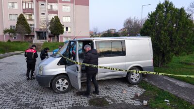 Edirne’nin Keşan ilçesinde, iş dönüşü aracını evinin önündeki otoparka park
