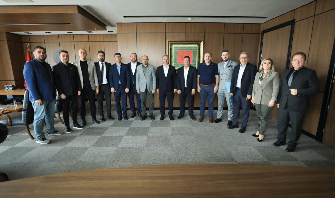 Sağlık-Sen Genel Başkanı Mahmut Faruk Doğan, üniversite hastanelerinde görev yapan