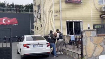 İstanbul Sarıyer’de polis ekiplerinin gerçekleştirdiği rutin denetimler, yıllardır aranan bir