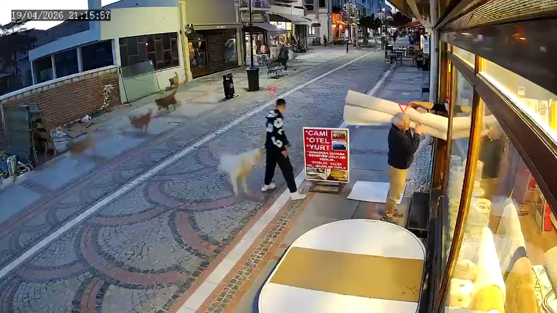 EDİRNE / TEKHA Edirne’de Saraçlar Caddesi üzerinde meydana gelen olayda,