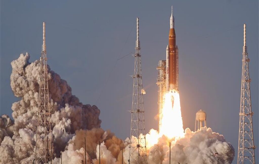 NASA’nın 1972 yılından bu yana Ay’ın çevresine gerçekleştirdiği ilk insanlı