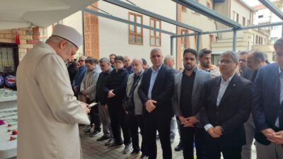 Yalova Eğitim-Bir-Sen Şube Başkanı Ahmet Kotçuoğlu, son dönemde eğitim kurumlarına