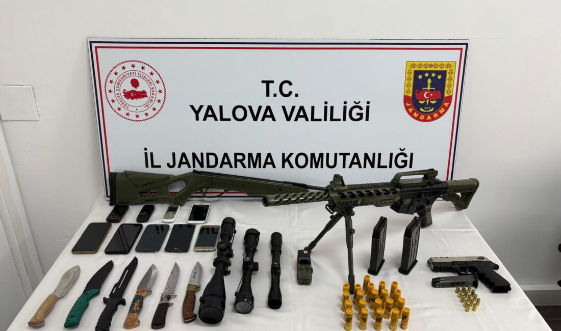 Jandarma Ekipleri Altı Şüpheliyi Eş Zamanlı Baskınla Yakaladı Yalova İl