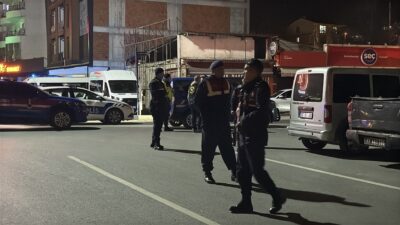 Yalova’nın Altınova ilçesine bağlı Tavşanlı beldesinde, iki grup arasında çıkan