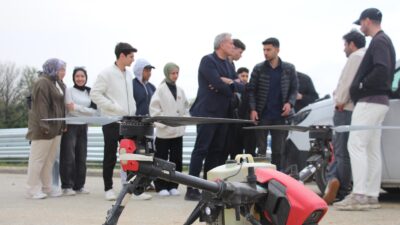 Bolu Abant İzzet Baysal Üniversitesi (BAİBÜ) Ziraat Fakültesi’nde, hem öğrenci