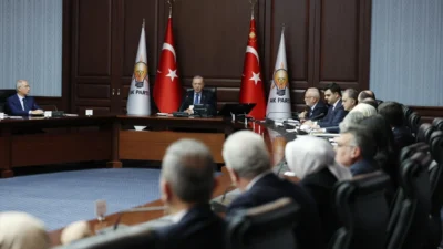 AK Parti Genel Merkezi’nde Kritik Zirve AK Parti Merkez Yürütme