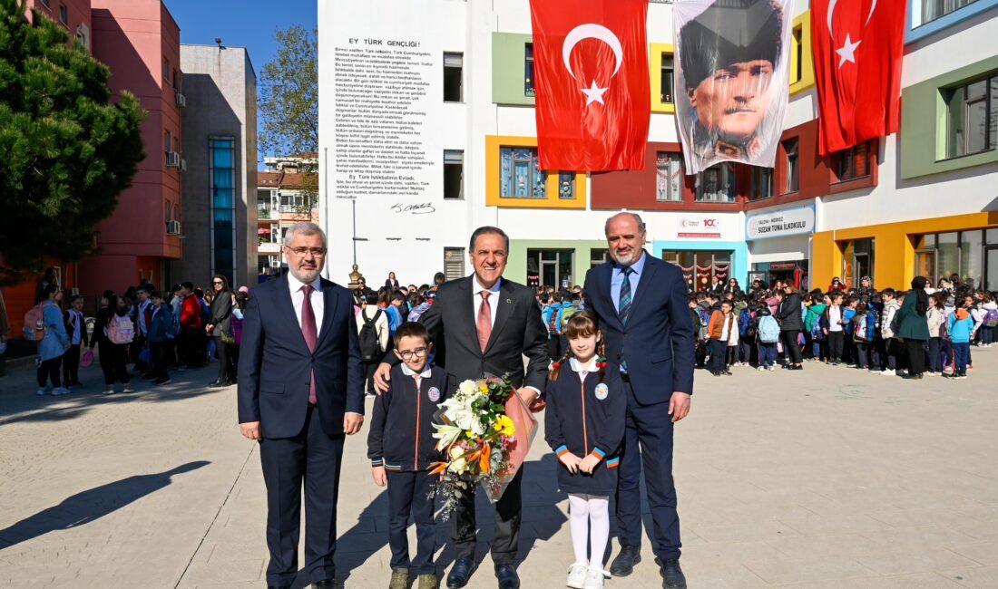 Valilik Projesi Kapsamında İstiklal Marşı Töreni Düzenlendi Yalova Valisi Dr.