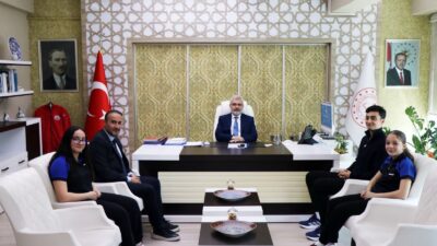 Yalova Sevim Göğez Ortaokulu Yıldız Kız Masa Tenisi Takımı, elde