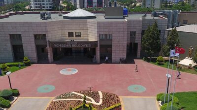 Mersin Cumhuriyet Başsavcılığı tarafından yürütülen yolsuzluk soruşturması kapsamında Yenişehir Belediyesi’ne