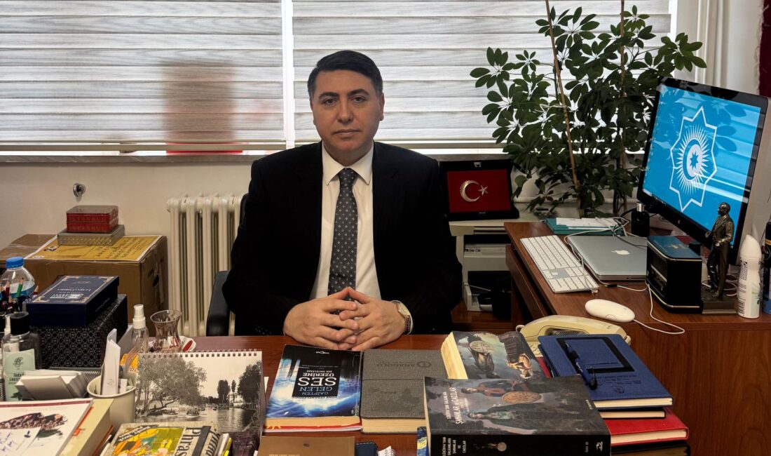 Prof. Dr. Zülfikar Bayraktar  Anadolu’nun kadim hafızasında yer etmiş, gülümsemenin