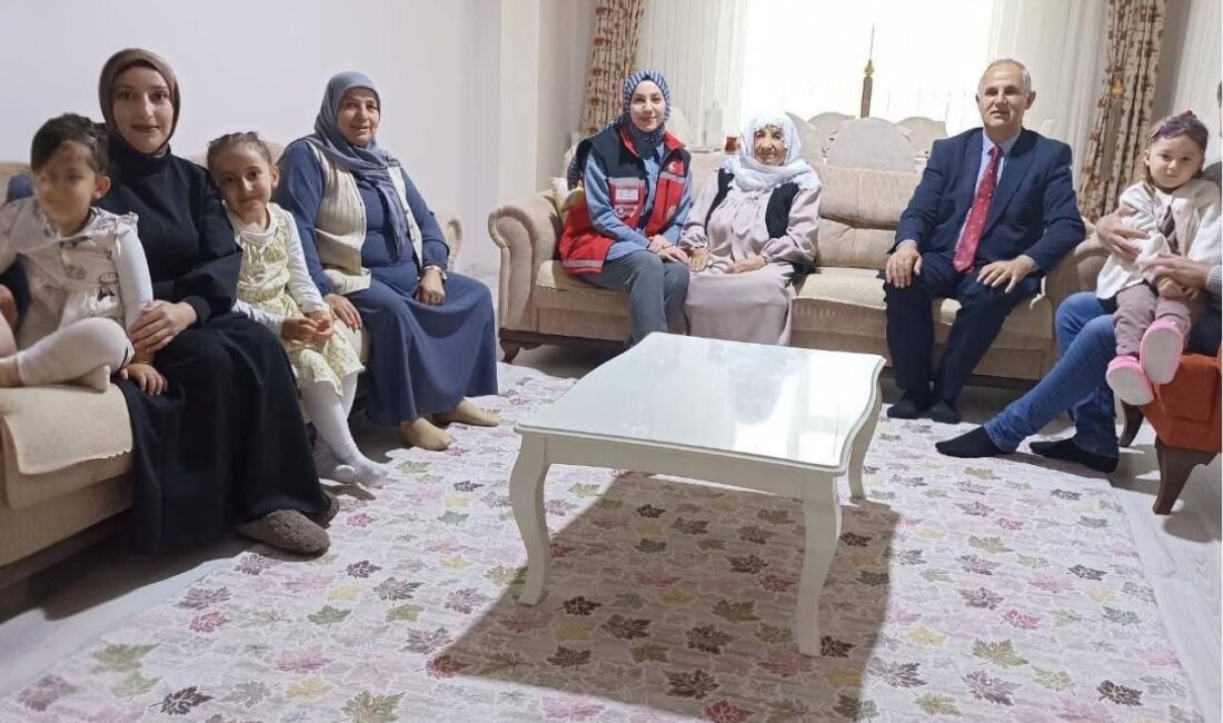 ​Kurban Bayramı’nın birleştirici ruhu, “Üç Kuşak Bir Sofra” buluşması ile taçlandırıldı. Aile