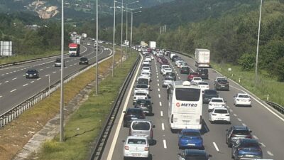 Kurban Bayramı tatilini memleketlerinde geçiren vatandaşların dönüş yolculuğu başladı. Yaşadıkları