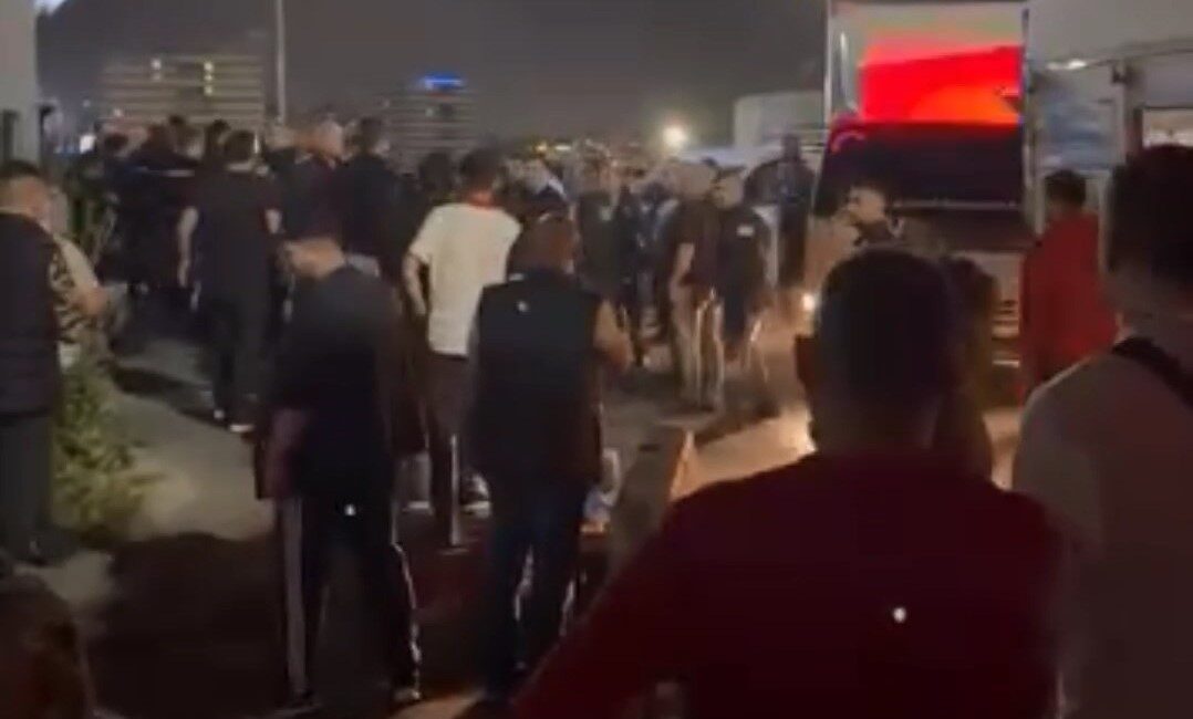 Bayrampaşa Sebze ve Meyve Hali’nde gece saatlerinde iki grup arasında