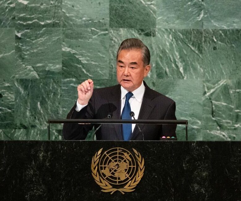 Çin Dışişleri Bakanı Wang Yi, Amerika Birleşik Devletleri ile stratejik,