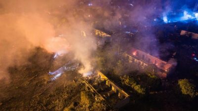 Çin’in güneyinde bulunan Hunan eyaletindeki bir havai fişek fabrikasında şiddetli