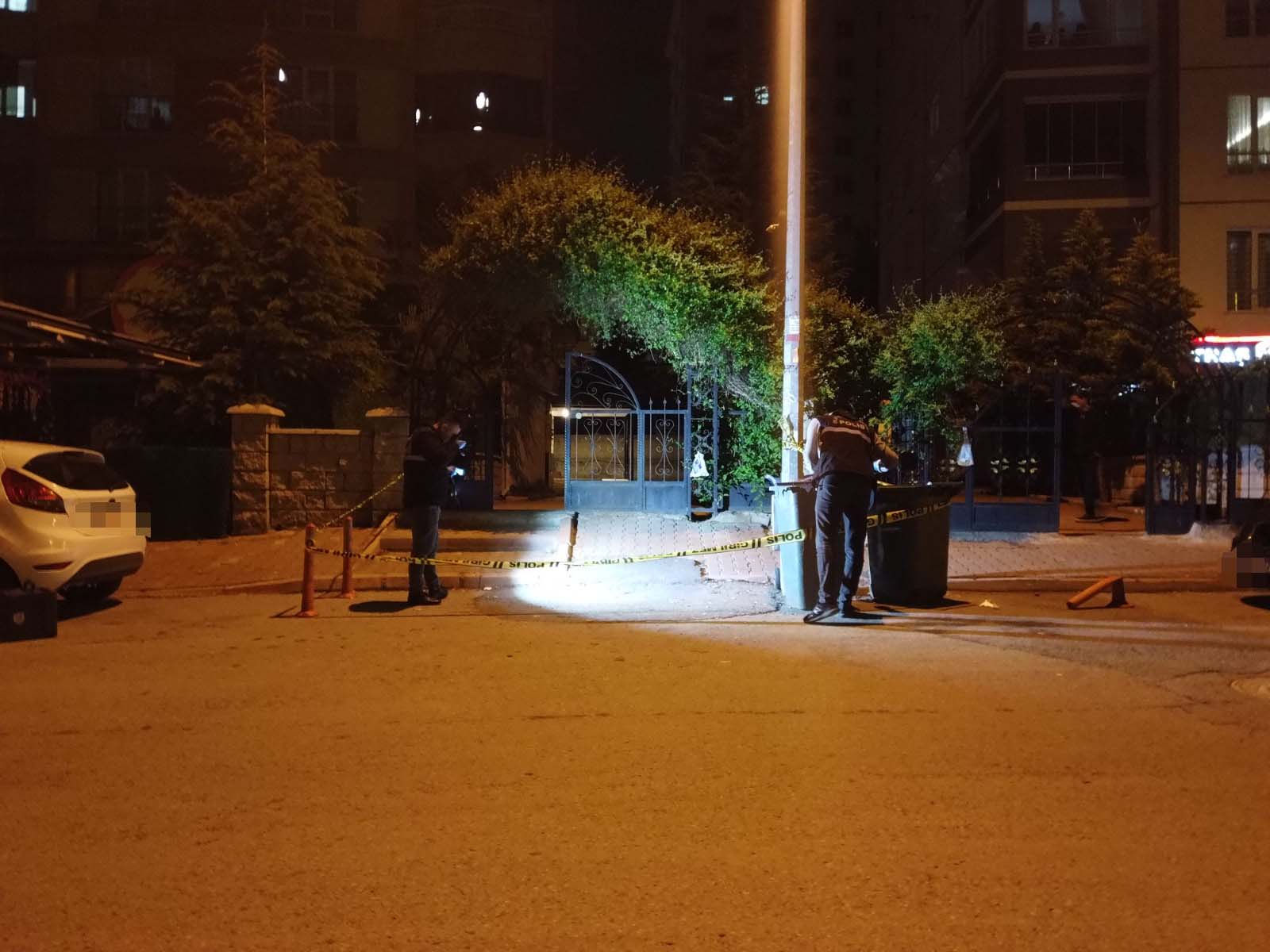 Kayseri’nin Talas ilçesinde sokak ortasında bir kadını darbeden şüpheliyi uyararak