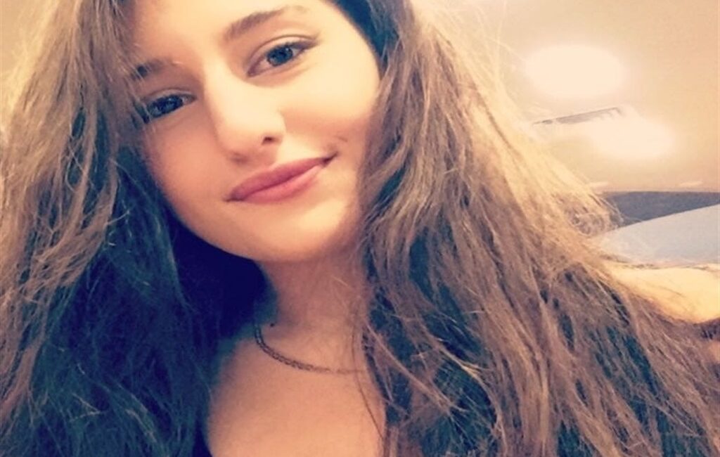 Balıkesir’in Erdek ilçesinde sevgilisi Dilruba Elif Çetin’i (22) 4 bıçak