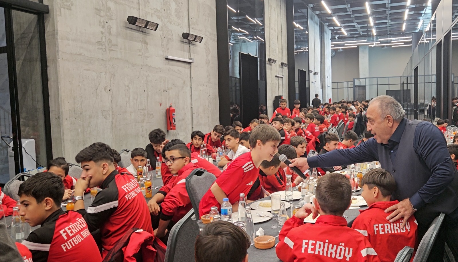 Feriköy Spor Kulübü’nün Bölgesel Amatör Lig’e (BAL) yükselmesinin ardından düzenlenen