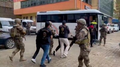 T.C. İçişleri Bakanlığı tarafından yapılan açıklamaya göre, Artvin merkezli 22