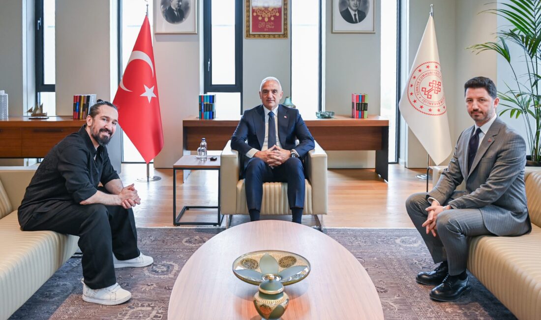 İSTANBUL / TEKHA Kültür ve Turizm Bakanı Mehmet Nuri Ersoy,