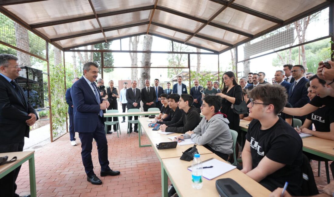 İZMİR / TEKHA Milli Eğitim Bakanı Yusuf Tekin, İzmir programı