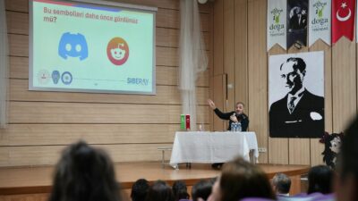 Tekirdağ İl Emniyet Müdürlüğü tarafından öğretmenler, veliler ve üniversite öğrencilerine