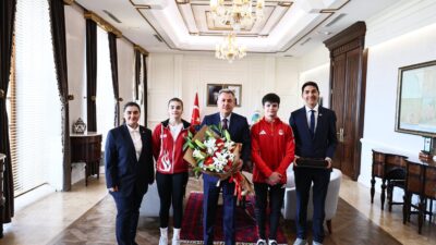 İZMİR / TEKHA İzmir Valisi Dr. Süleyman Elban, 19 Mayıs