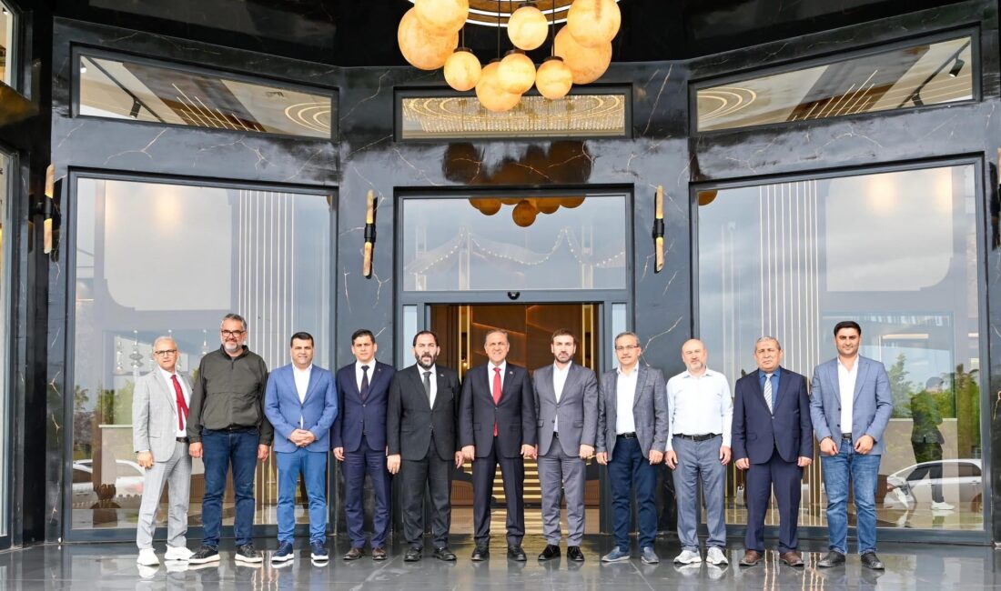 Yalova Valisi Dr. Ahmet Hamdi Usta, İl Genel Meclis Başkanı