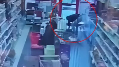 Bursa’nın Gürsu ilçesinde bir zincir markette alışveriş yaptığı sırada fenalaşarak