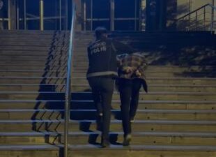 Kayseri’de, ‘Uyuşturucu ticareti yapmak’ suçundan hakkında kesinleşmiş 10 yıl hapis