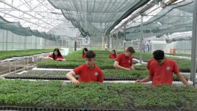 Erzincan Gül Celal Toraman Mesleki ve Teknik Anadolu Lisesi öğrencileri,