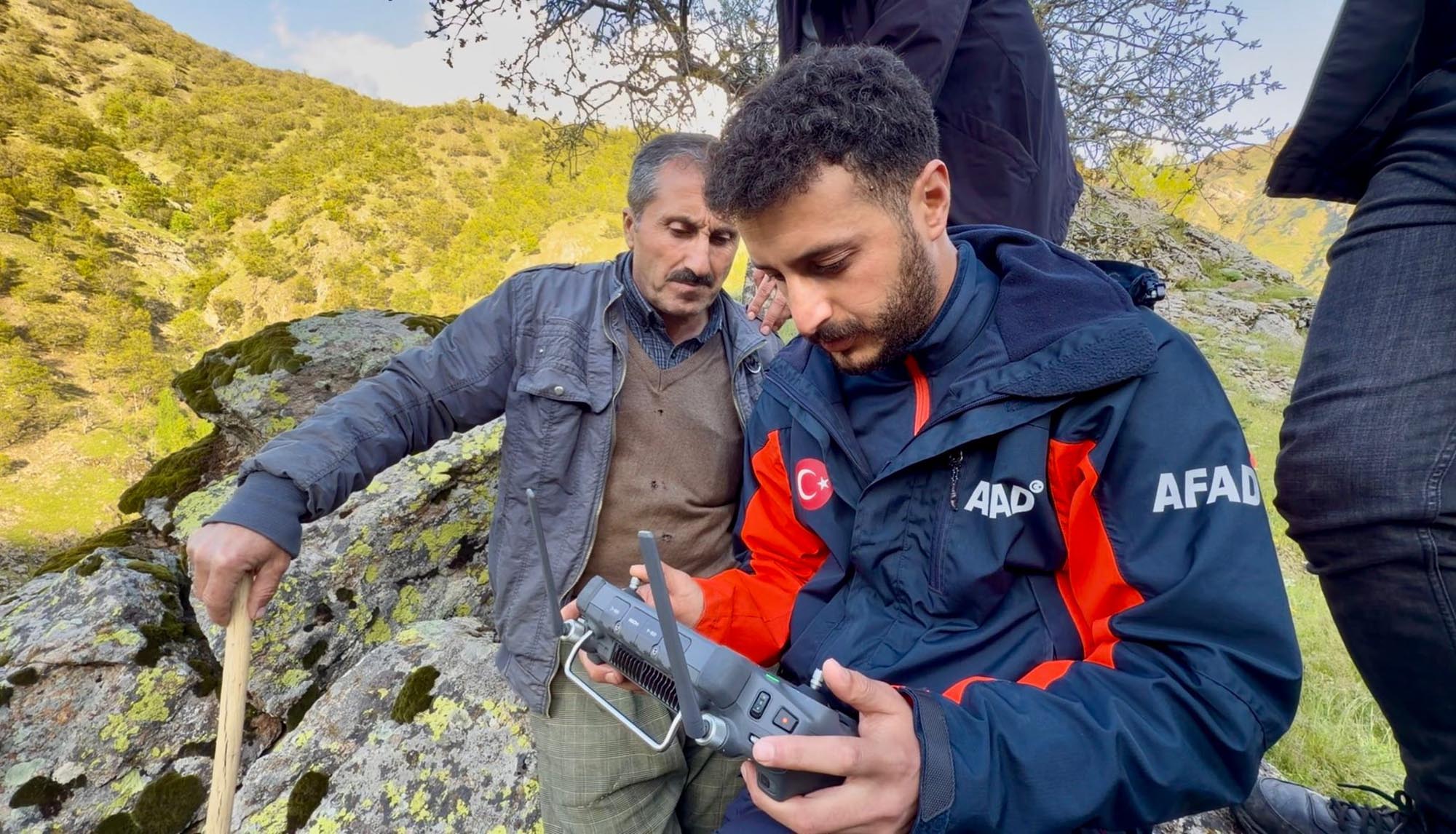 Muş’un Cevizlidere köyünde dereye düşüp kaybolan Gülsima Yıldız’ı arama çalışmaları