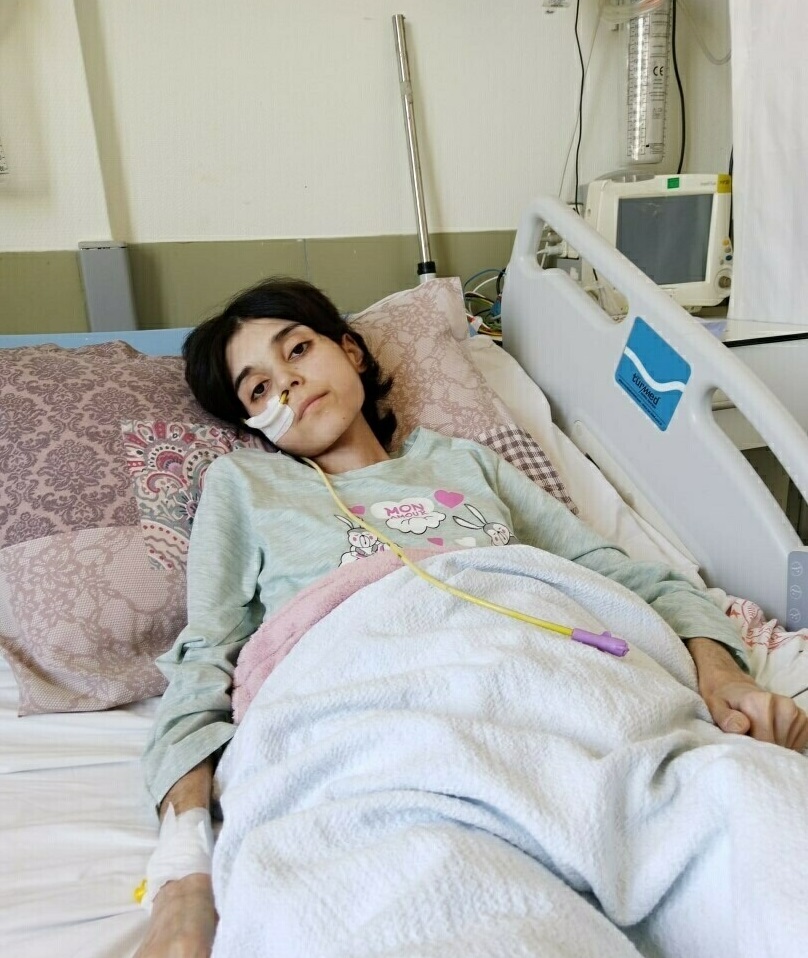İZMİR’de ince bağırsak tümörü ameliyatı sonrası protein emilim bozukluğu yaşayan
