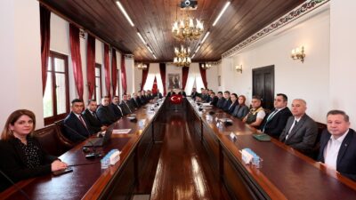 Çeşitli temaslarda bulunmak üzere Afyonkarahisar’a gelen Tarım ve Orman Bakan